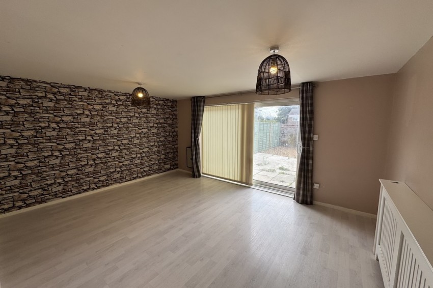 Images for Warren Close, Brandon