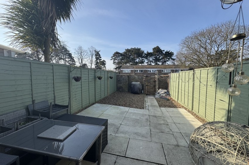 Images for Warren Close, Brandon