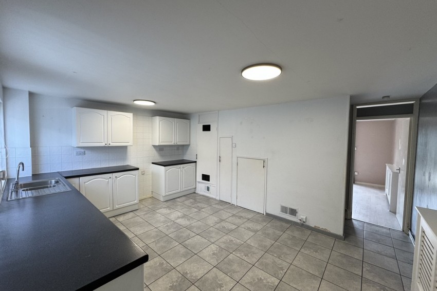 Images for Warren Close, Brandon