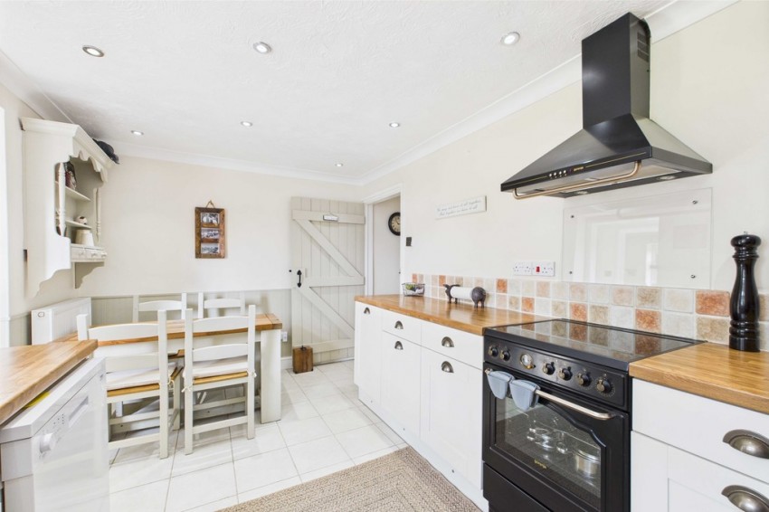 Images for Whiteplot Road, Methwold Hythe