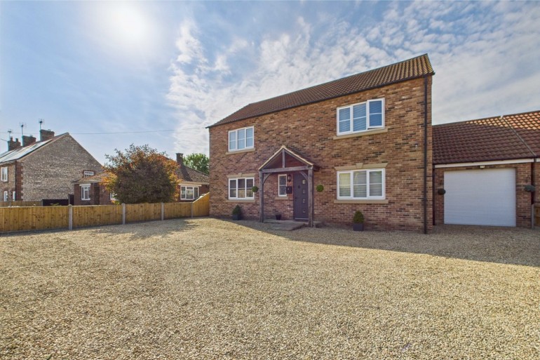 Whiteplot Road, Methwold Hythe