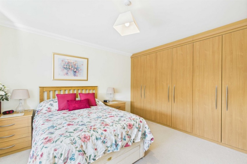 Images for Whiteplot Road, Methwold Hythe