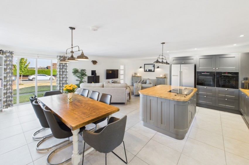 Images for Douglas Close, Croxton