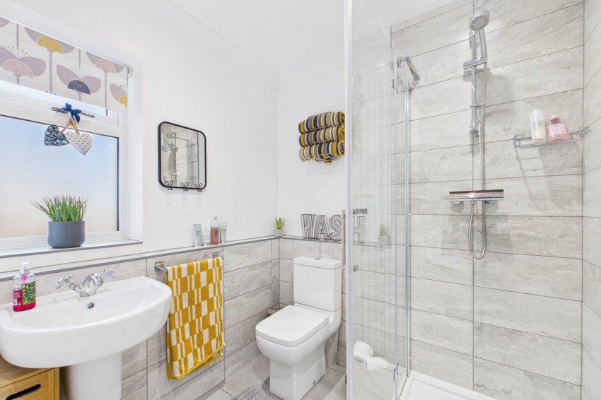 Images for Douglas Close, Croxton