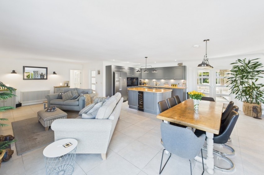 Images for Douglas Close, Croxton